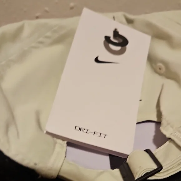 NWT Nike Club Cap Golf Adult Unisex L/XL Black Logo Adjustable - Picture 4 of 5